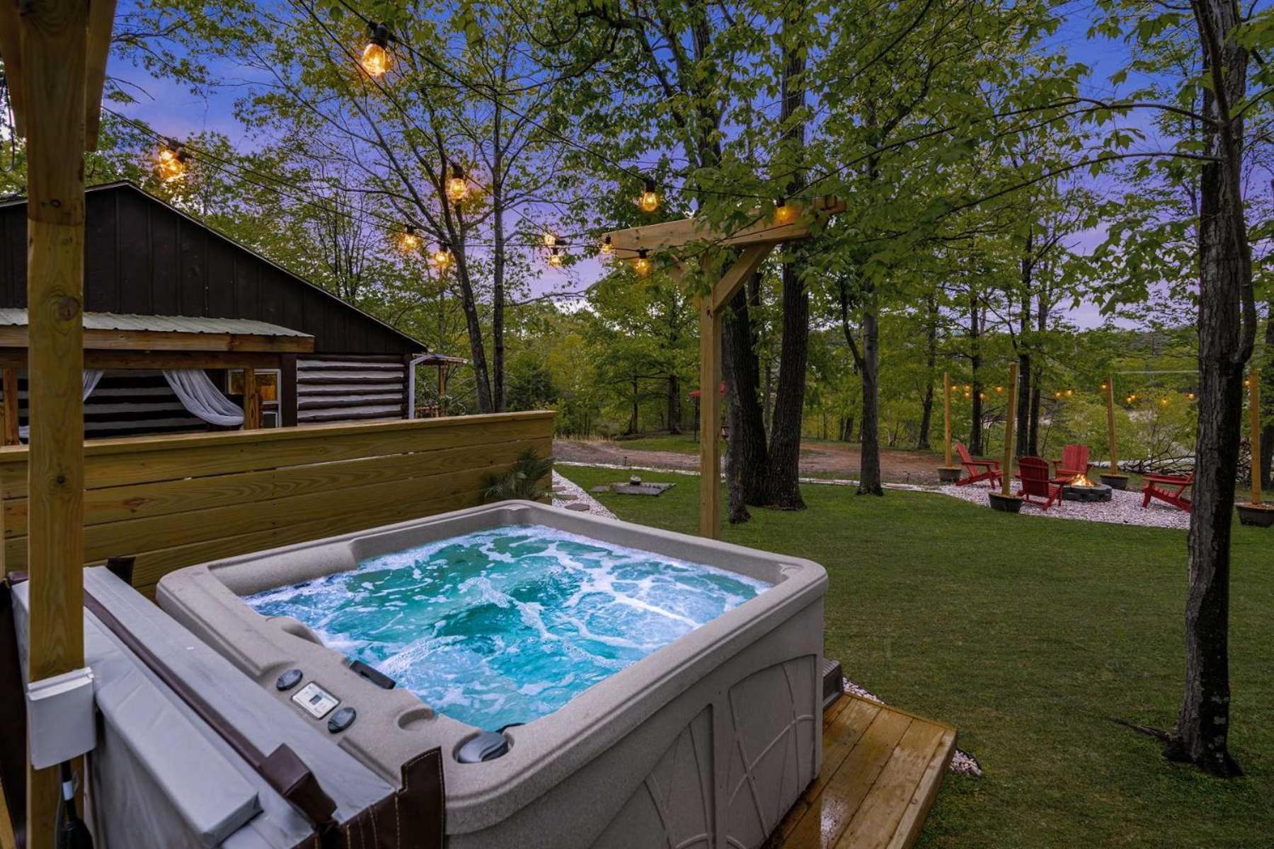 Modernized Log Cabin W Hot Tub Fire Pit & Views Berkeley Springs Kültér fotó